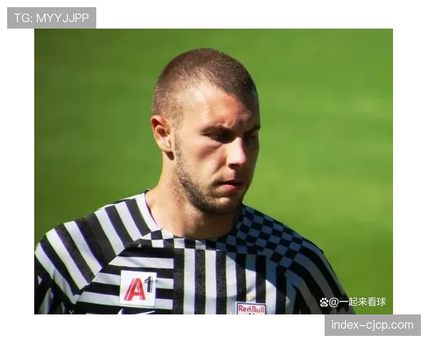 胡伊森7000万欧身价 皇马新援中卫潜力与风险并存